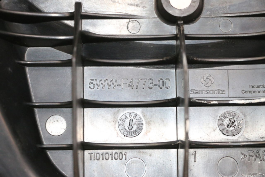 photo de REAR HANDLEBARS MBK BOOSTER SPIRIT NAKED 50 (2004 - 2017) - Technical close-up