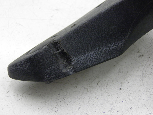 photo de RIGHT GRAB RAIL  HONDA FES FORESIGHT 250 (1997 - 2002) - Zoom on usage condition