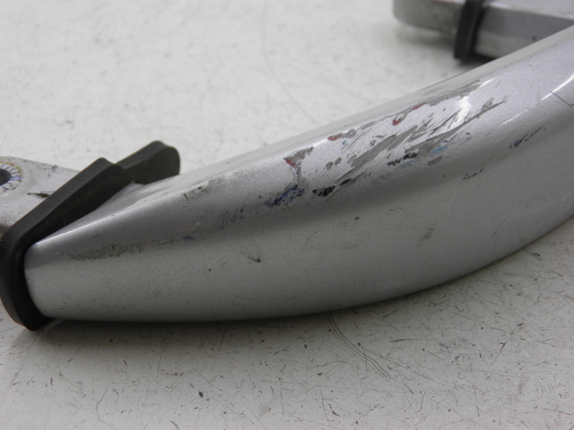 photo de RIGHT GRAB RAIL  YAMAHA XMAX X-MAX 125 (2006 - 2009) - Alternative perspective