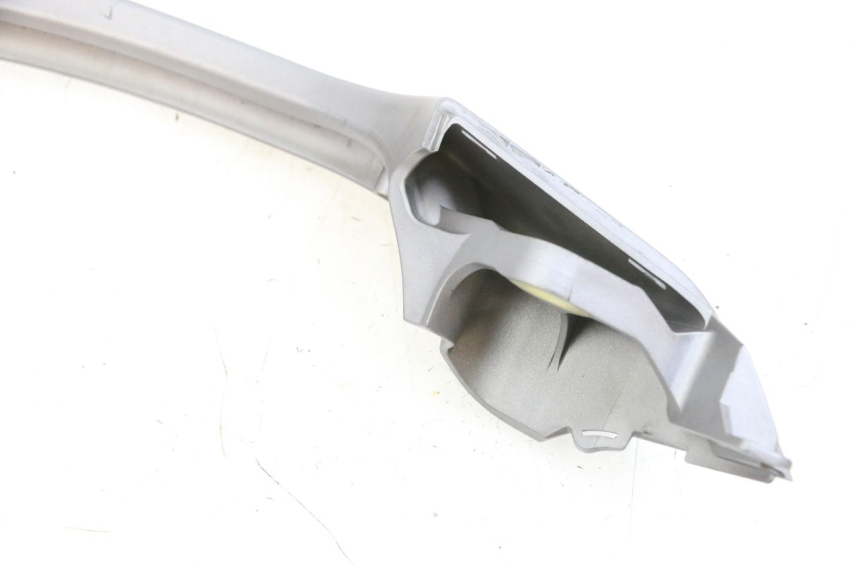 photo de RIGHT GRAB RAIL  SUZUKI BURGMAN 650 (2013 - 2020)