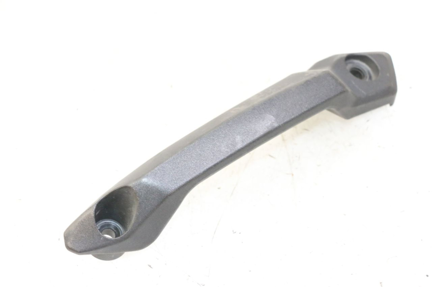 photo de RIGHT GRAB RAIL  KEEWAY K-LIGHT KLIGHT 125 (2018 - 2025) - Technical close-up