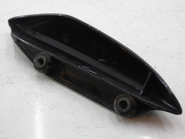 photo de RIGHT GRAB RAIL  SUZUKI UH BURGMAN 125 (2002 - 2006) - Zoom on usage condition