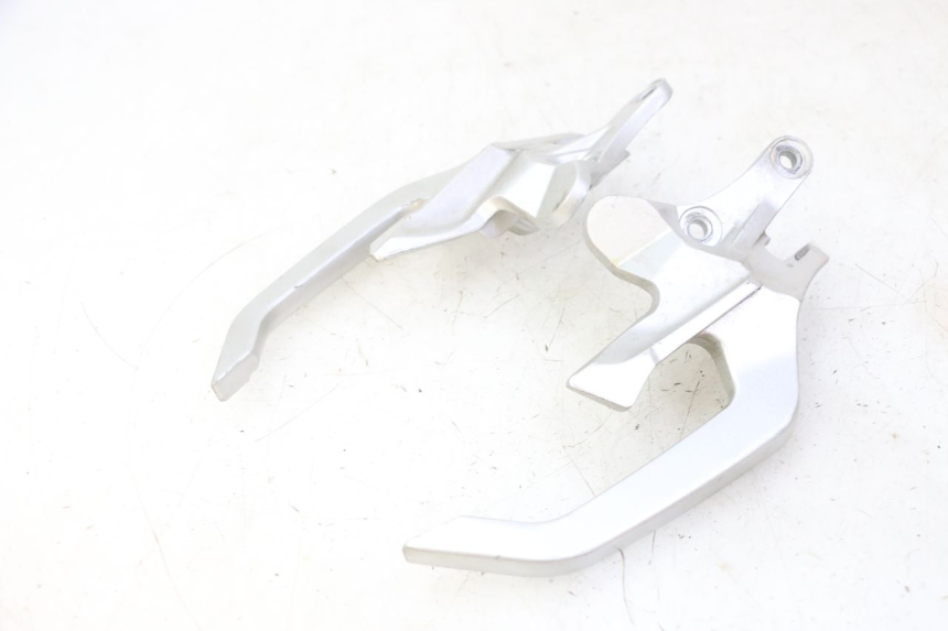 photo de GRAB RAIL STAHO FH 50 (2018 - 2019)