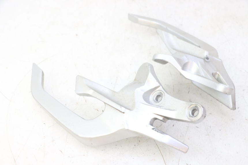 photo de GRAB RAIL STAHO FH 50 (2018 - 2019)