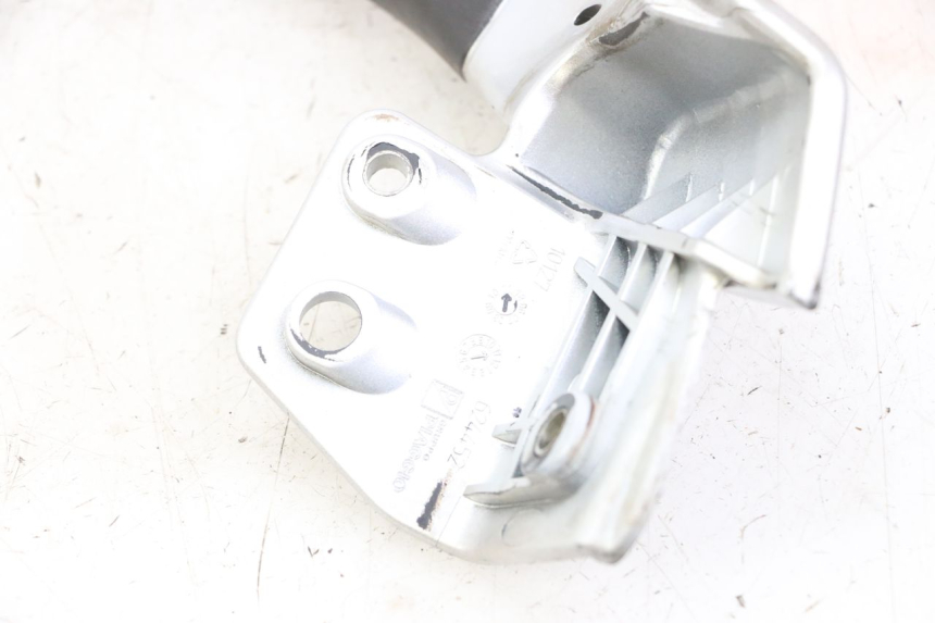 photo de LEFT GRAB RAIL  PIAGGIO MP3 LT 300 (2010 - 2016)