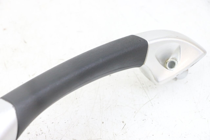 photo de LEFT REAR HANDLEBAR PIAGGIO MP3 LT 300 (2010 - 2016)
