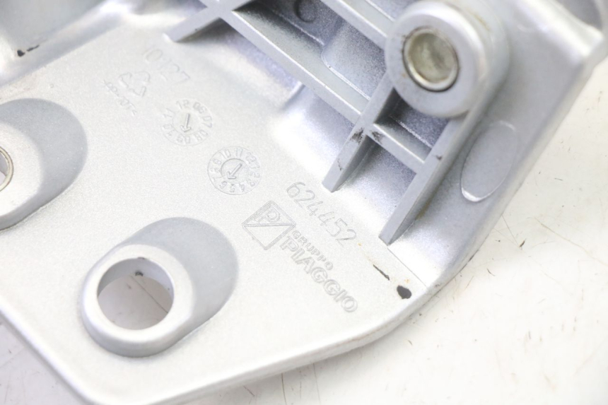 photo de LEFT GRAB RAIL  PIAGGIO MP3 RL 250 (2007 - 2010)