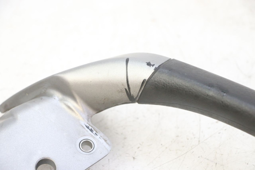 photo de LEFT GRAB RAIL  PIAGGIO MP3 125 (2006 - 2014)