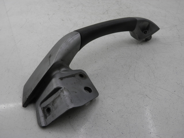 photo de LEFT GRAB RAIL  PIAGGIO MP3 RL 125 (2008 - 2009) - Alternative perspective