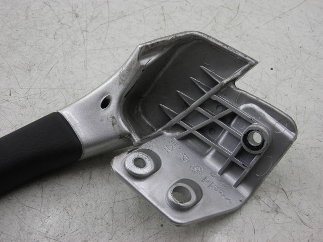 photo de LEFT GRAB RAIL  PIAGGIO MP3 RL 250 (2007 - 2010)