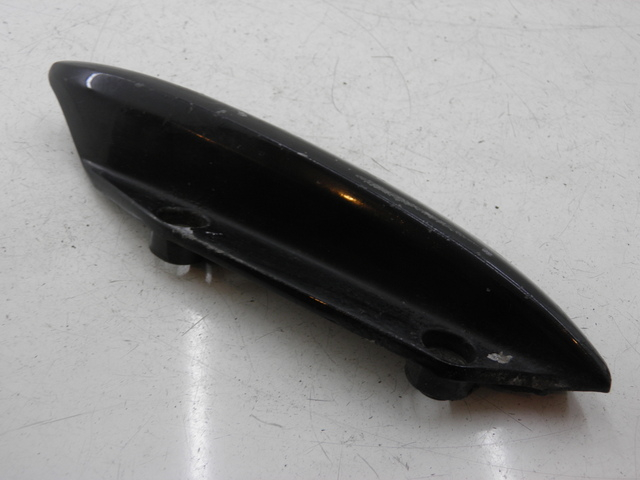 photo de LEFT GRAB RAIL  SUZUKI UH BURGMAN 125 (2002 - 2006) - Component detail