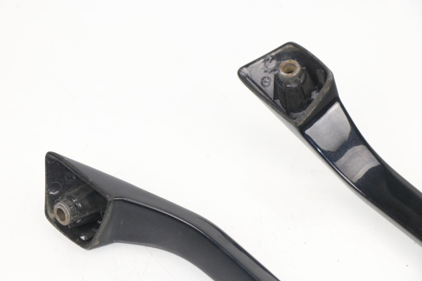 photo de REAR HANDLEBARS GILERA NEXUS 125 (2007 - 2009)