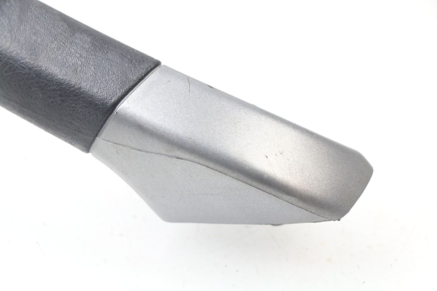 photo de REAR HANDLEBARS PIAGGIO MP3 125 (2006 - 2014)