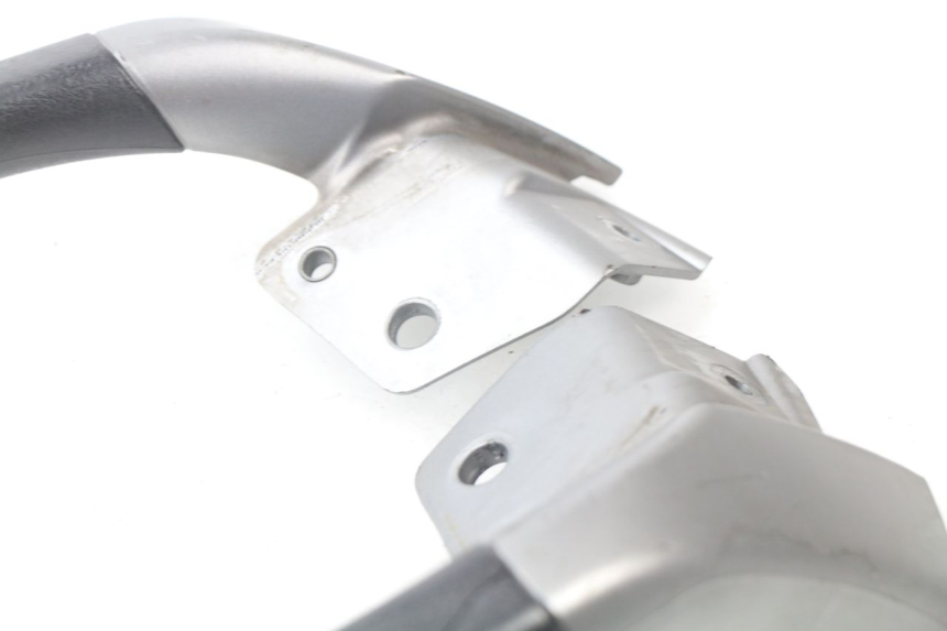 photo de REAR HANDLEBARS PIAGGIO MP3 125 (2006 - 2014)