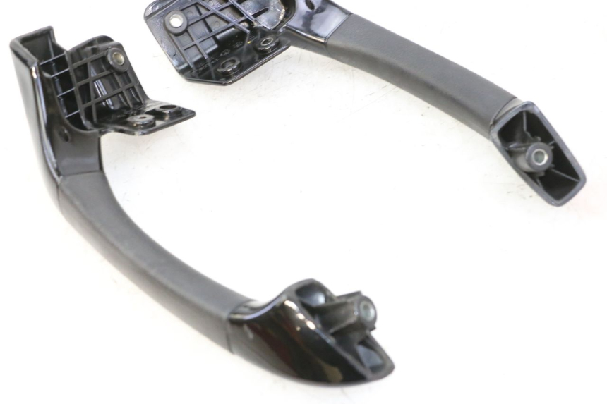 photo de GRAB RAIL PIAGGIO MP3 500 (2011 - 2015)