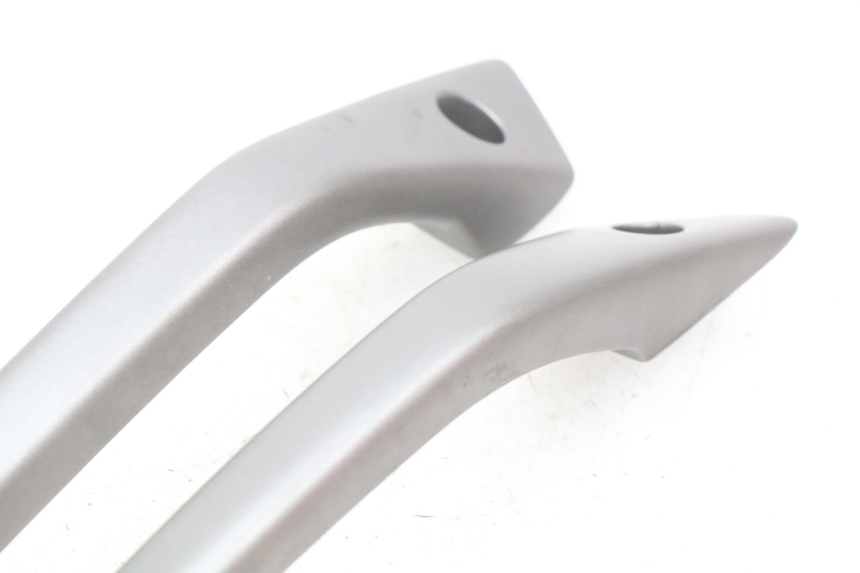 photo de REAR HANDLEBARS GILERA NEXUS 125 (2009 - 2013)
