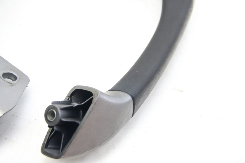 photo de REAR HANDLEBARS PIAGGIO MP3 125 (2006 - 2014)