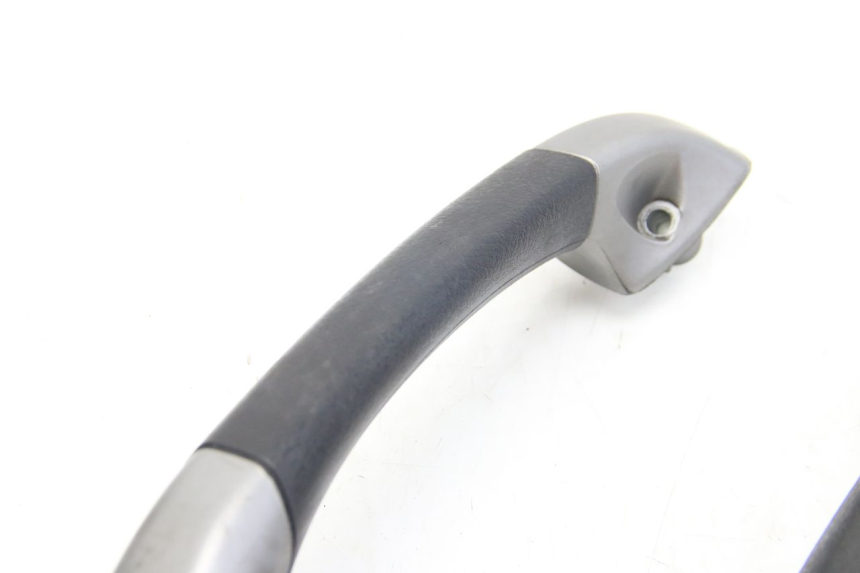 photo de REAR HANDLEBARS PIAGGIO MP3 125 (2006 - 2014)