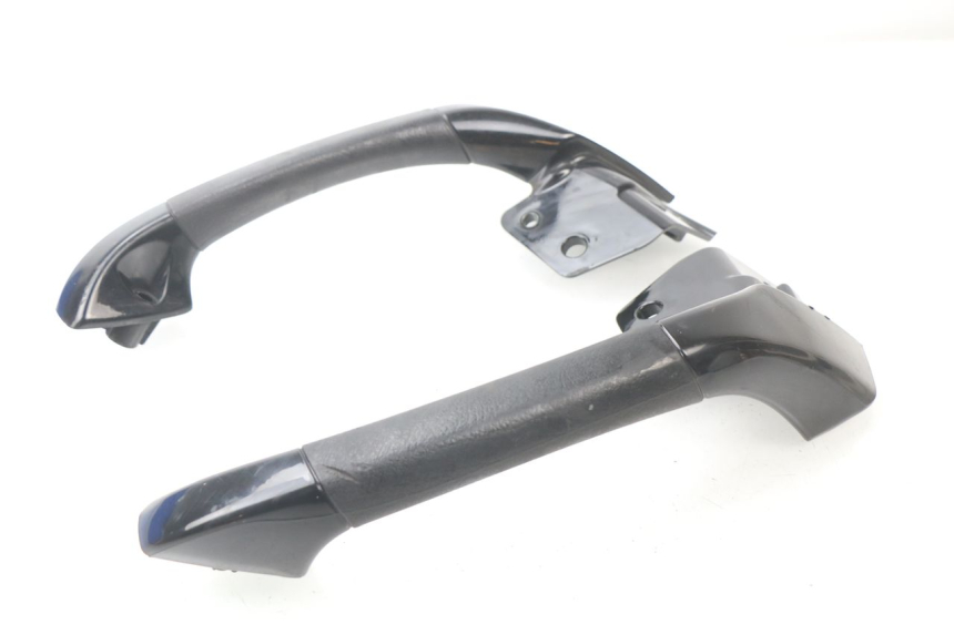 photo de REAR HANDLEBARS PIAGGIO MP3 LT 400 (2007 - 2012)