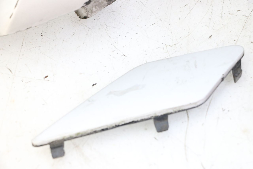 photo de REAR HANDLEBARS PEUGEOT SATELIS 125 (2006 - 2009)