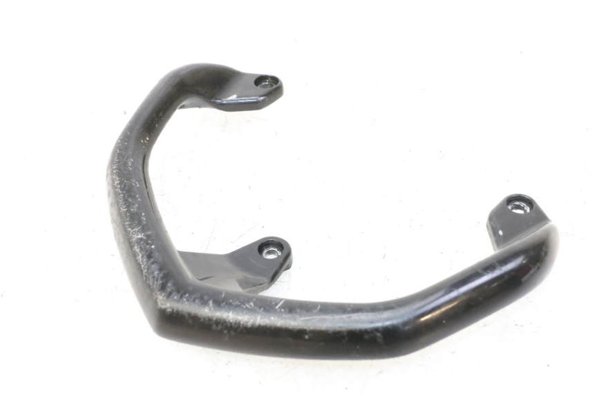 photo de GRAB RAIL PEUGEOT STREETZONE I NAKED 2T 50 (2018 - 2020)