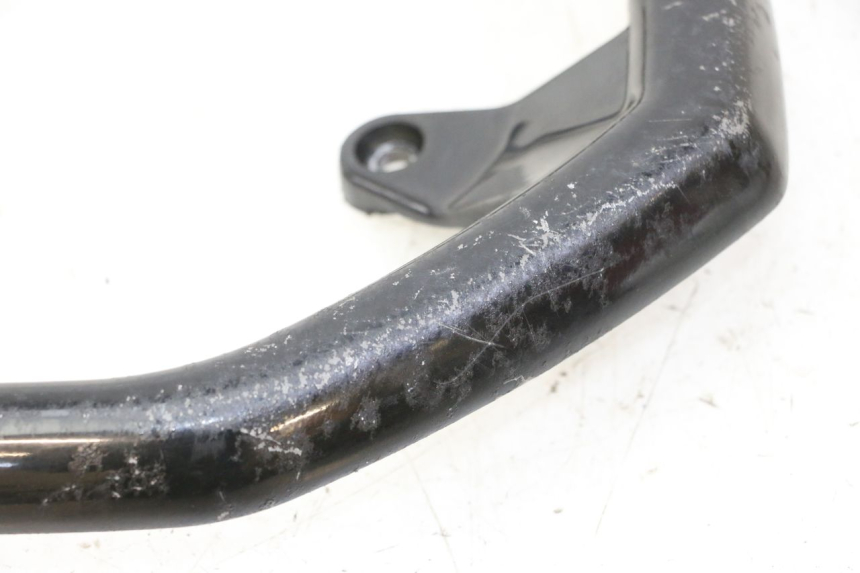 photo de GRAB RAIL PEUGEOT STREETZONE I NAKED 2T 50 (2018 - 2020)