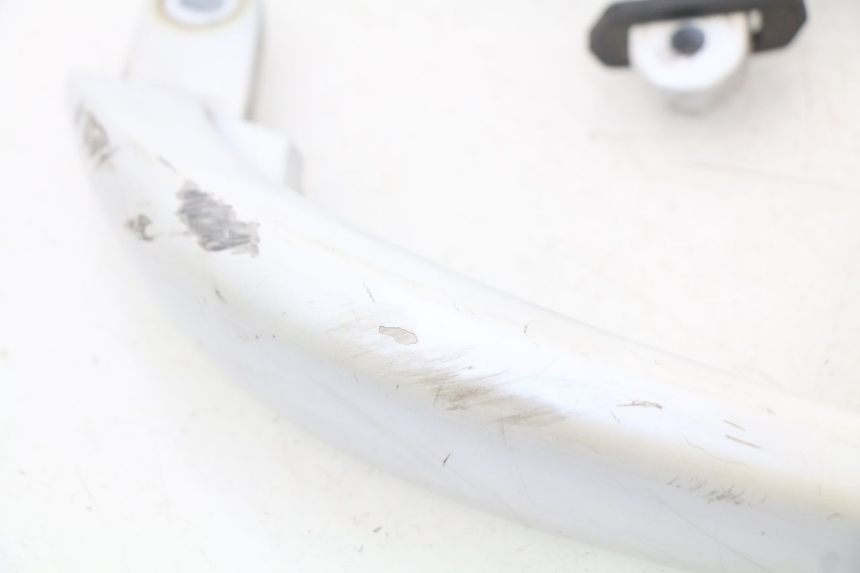 photo de GRAB RAIL  YAMAHA XMAX X-MAX 125 (2006 - 2009) - Alternative perspective