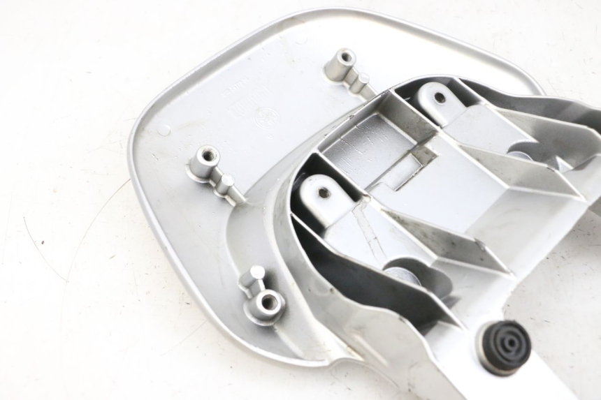 photo de REAR HANDLEBARS YAMAHA YP MAJESTY 125 (2002 - 2006) - Technical close-up