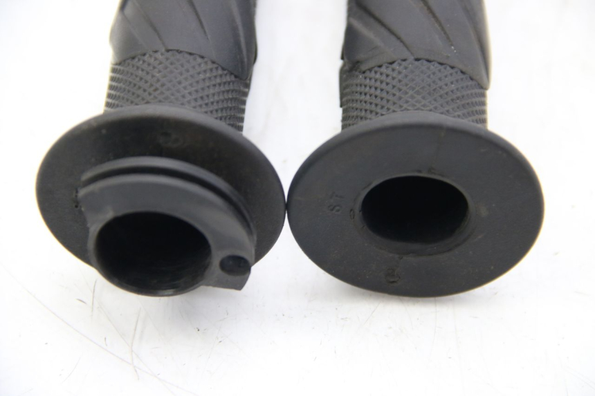photo de HANDLEBAR GRIP ORCAL KITE 4T 50 (2019 - 2023)