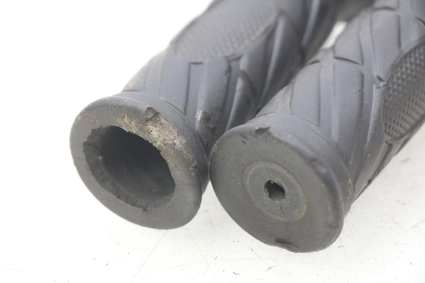 photo de HANDLEBAR GRIP CHINESE QUAD SPEEDY DELUXE 125