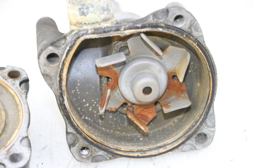 photo de WATER PUMP HONDA CBR RR FIREBLADE 900 (1992 - 1994)
