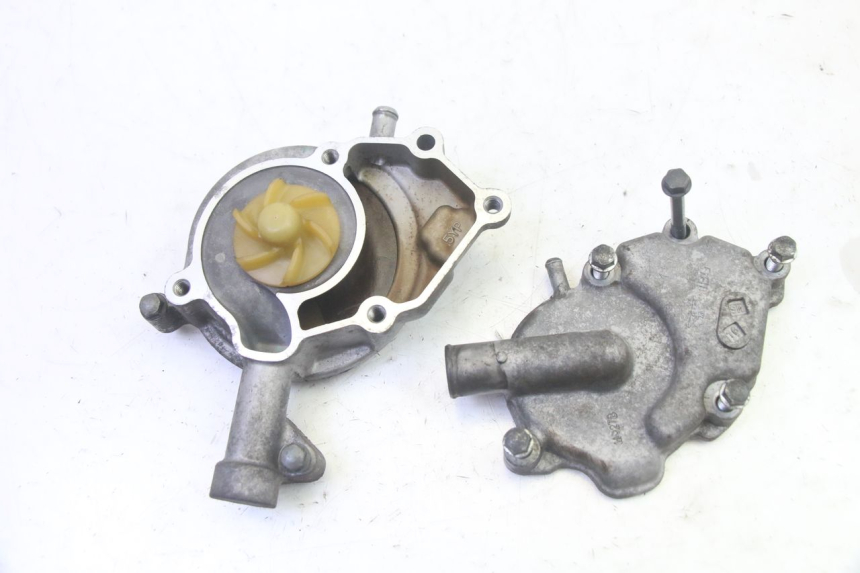 photo de WATER PUMP YAMAHA X-MAX XMAX 125 (2010 - 2014)