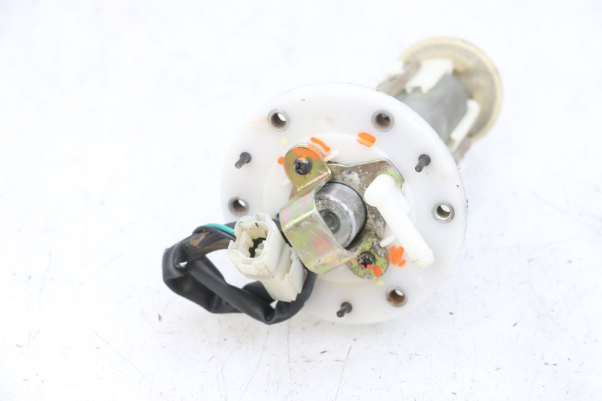 photo de FUEL PUMP KYMCO AGILITY 16+ 4T 50 (2018 - 2023) - Fixing points details