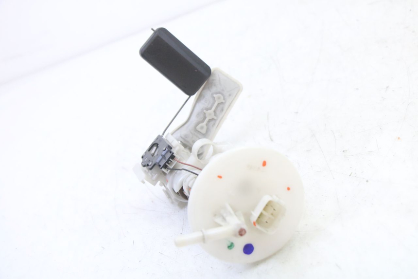 photo de FUEL PUMP SUZUKI BURGMAN 125 (2007 - 2014)