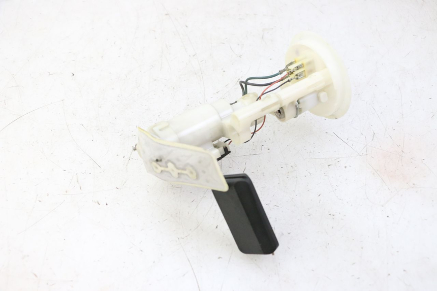 photo de FUEL PUMP SUZUKI BURGMAN 125 (2007 - 2014)