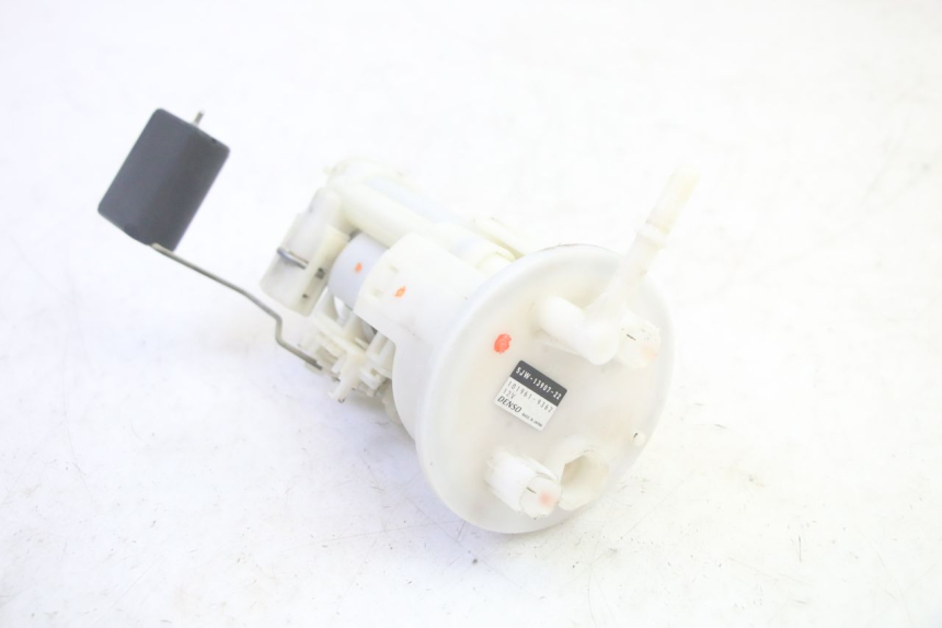 photo de FUEL PUMP YAMAHA FJR ABS 1300 (2006 - 2012) - Alternative perspective