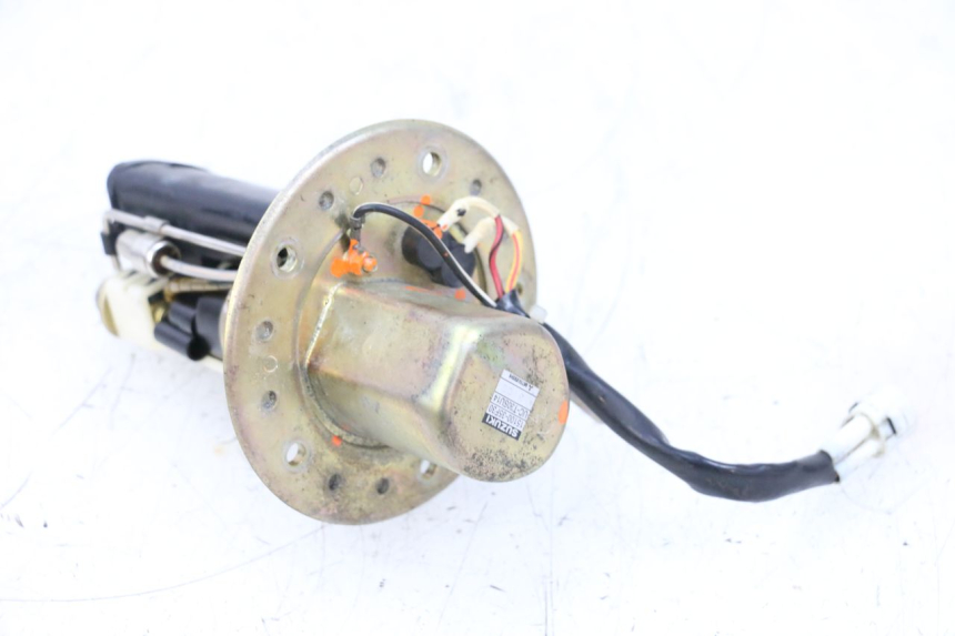 photo de FUEL PUMP SUZUKI GSXR GSX-R 1000 (2003 - 2004) - Checked used part