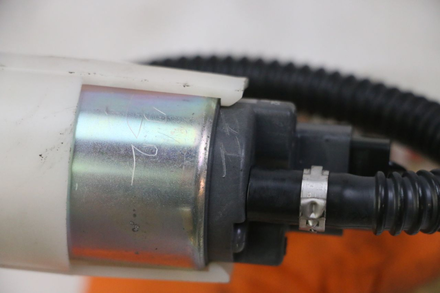 photo de FUEL PUMP PIAGGIO MP3 LT 400 (2007 - 2012)