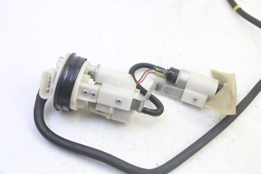 photo de FUEL PUMP PIAGGIO MP3 RL 250 (2007 - 2010) - Technical close-up
