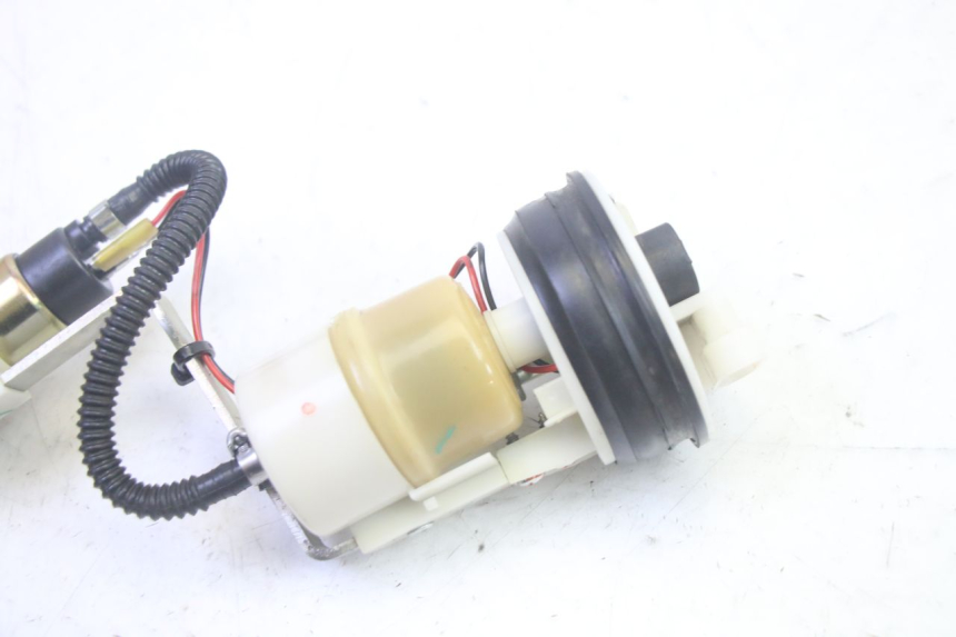 photo de FUEL PUMP PIAGGIO MP3 RL 250 (2007 - 2010) - Zoom on usage condition