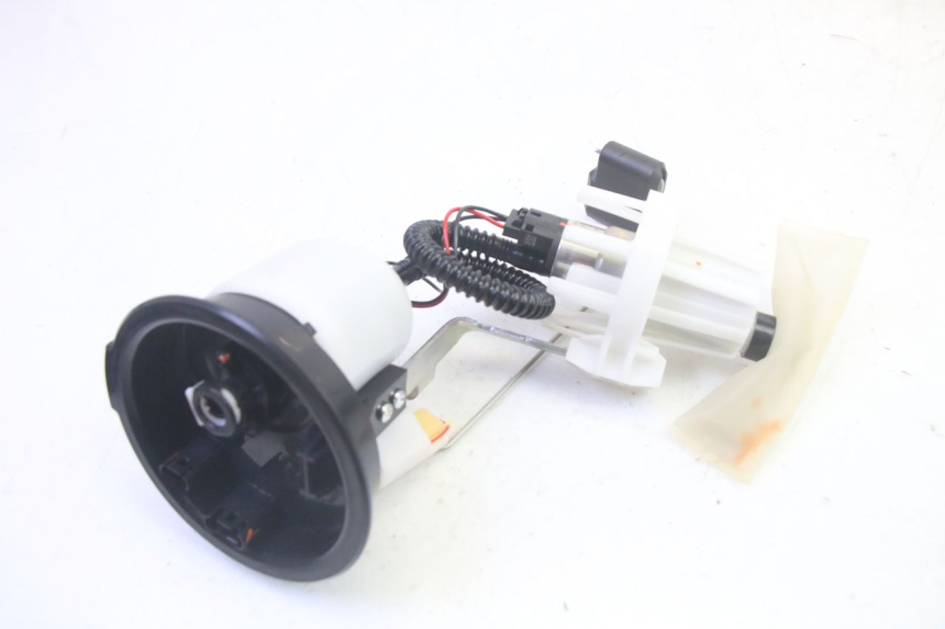 photo de FUEL PUMP BMW R GS 1250 (2021 - 2024) - Technical close-up