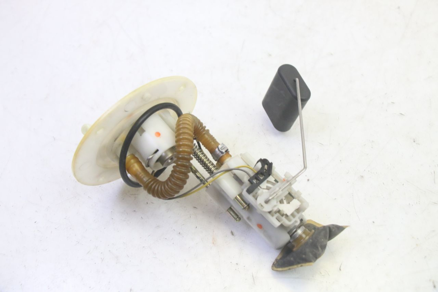 photo de FUEL PUMP DAELIM S1 125 (2007 - 2016) - Zoom on usage condition