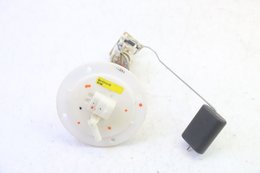 photo de FUEL PUMP DAELIM VJ ROADWIN FI 125 (2008 - 2017) - Alternative perspective