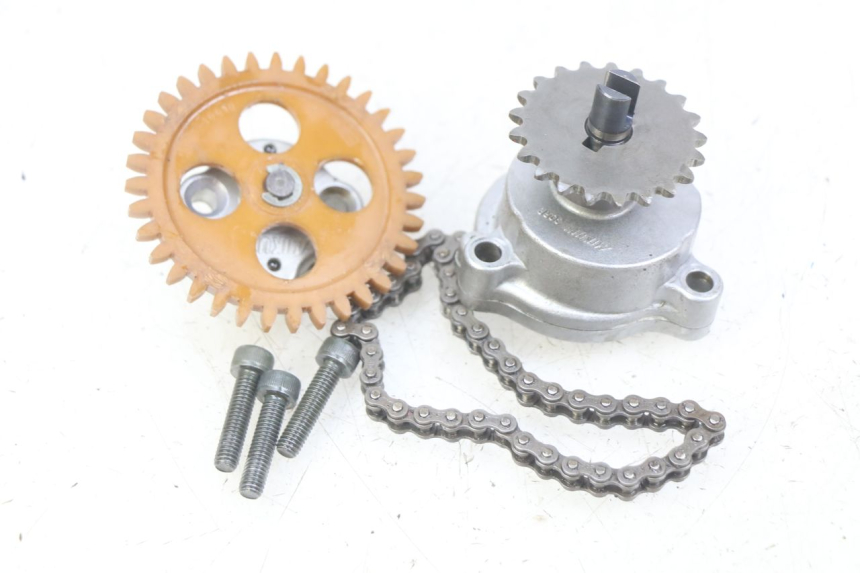 photo de OIL PUMP SUZUKI BURGMAN 650 (2002 - 2004)