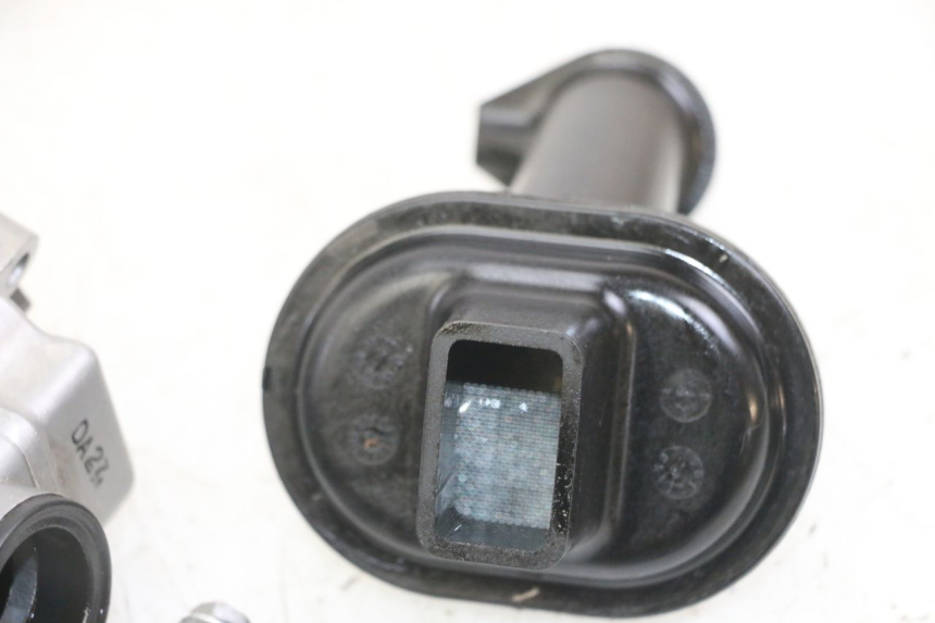 photo de OIL PUMP HONDA CB R 1000 (2018 - 2023)