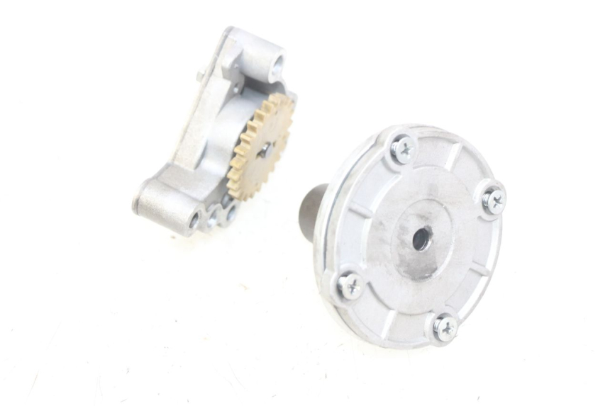 photo de OIL PUMP YCF PILOT 125
