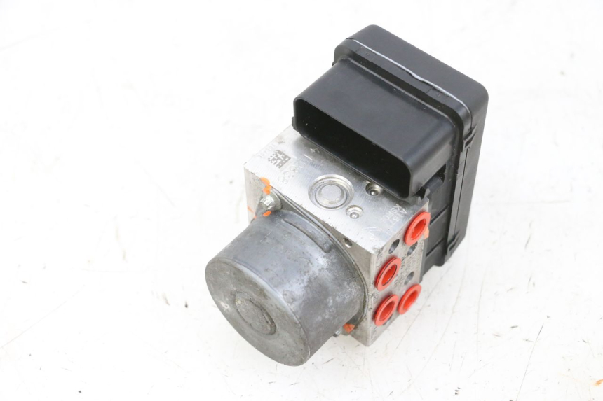 photo de ABS PUMP SUZUKI BURGMAN 650 (2013 - 2020)