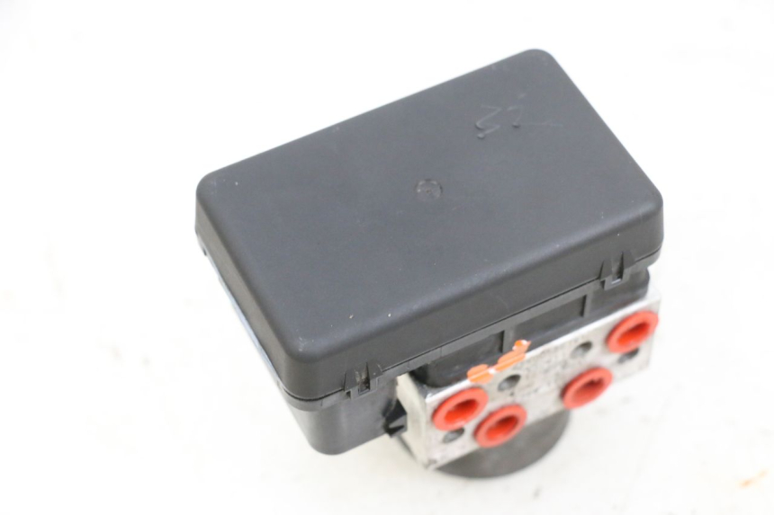 photo de ABS PUMP SUZUKI BURGMAN 650 (2013 - 2020)