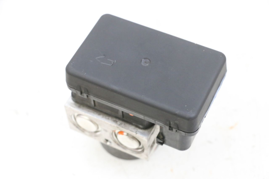 photo de ABS PUMP SUZUKI BURGMAN 650 (2013 - 2020)