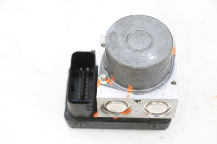 photo de ABS PUMP SUZUKI BURGMAN 650 (2013 - 2020)